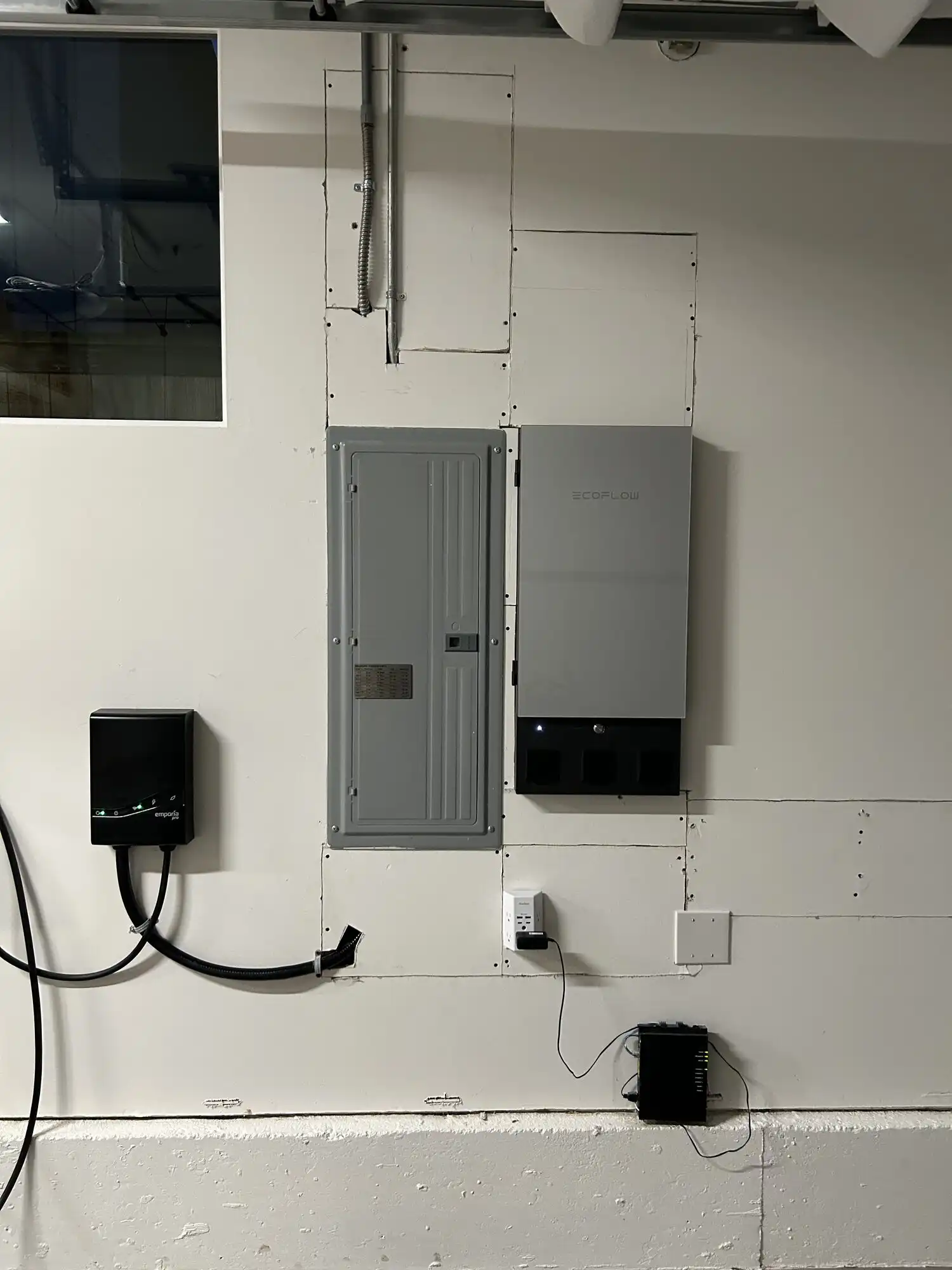 Completed Seattle backup power install: EcoFlow Smart Home Panel 2, main panel and Emporia Pro EV charger